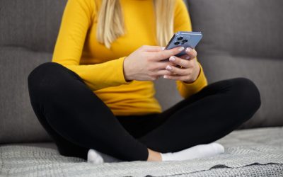 Specialiștii Demontează Iluzia Relaxării pe Telefon: E doar O Amăgire!