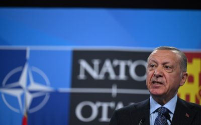 Rutte, la Ankara: NATO garantează apărarea Turciei