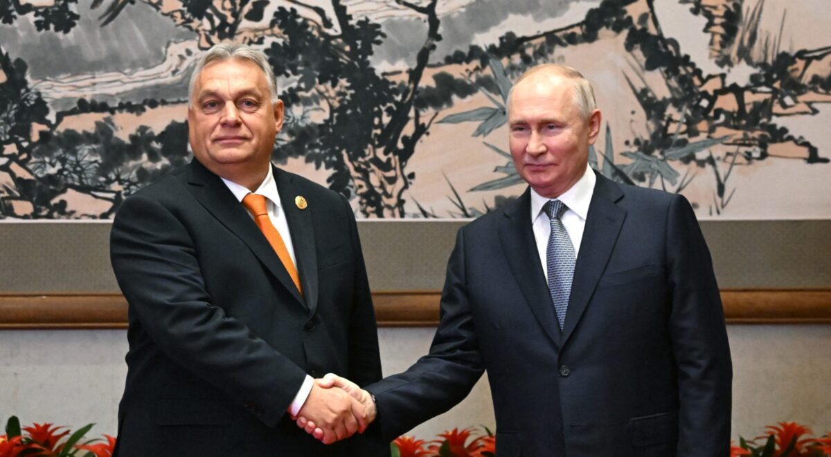 Dezvăluiri despre relația dificilă dintre Viktor Orbán și Vladimir Putin O serie de informații controversate au ieșit la iveală despre relația dintre liderii maghiari și cei ruși, iar acestea adaugă un nou strat de complexitate în peisajul geopolitic european și regional