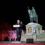 Adunarea lor, mai plictisitoare, dar fără „petreceri”. Noi, pe altă cale