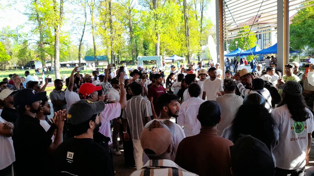 Sute de srilankezi au sărbătorit Anul Nou Singalez la Timișoara, VIDEO