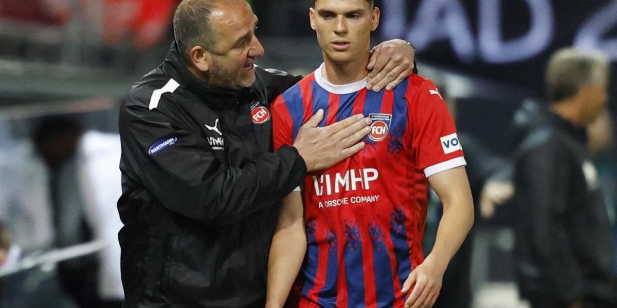 Urgență pe stadion în Dortmund: Moment de tăcere în timpul meciului