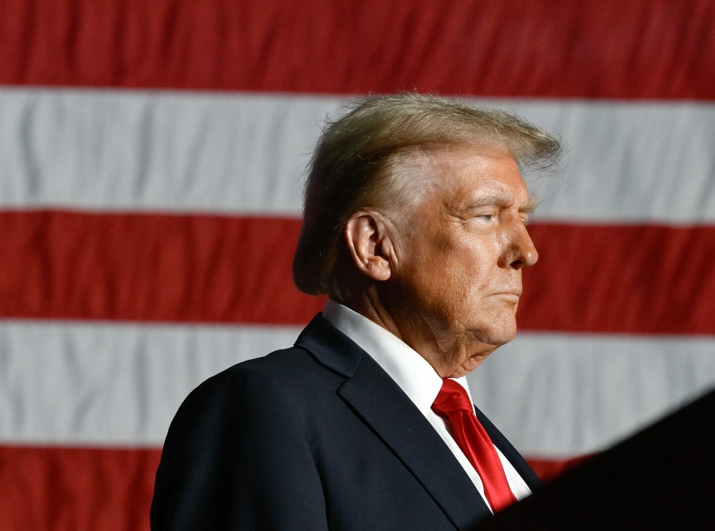 Trump, despre Strâmtoarea Ormuz: Minele marine, singura amenințare. Ce reproșează Asiei și Europei