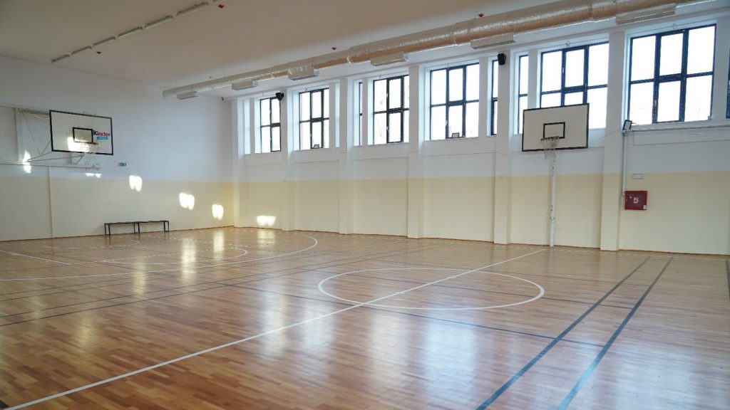 Sector 3, sala de sport a Școlii 82: Modernizare cu prețuri record după nouă scumpiri