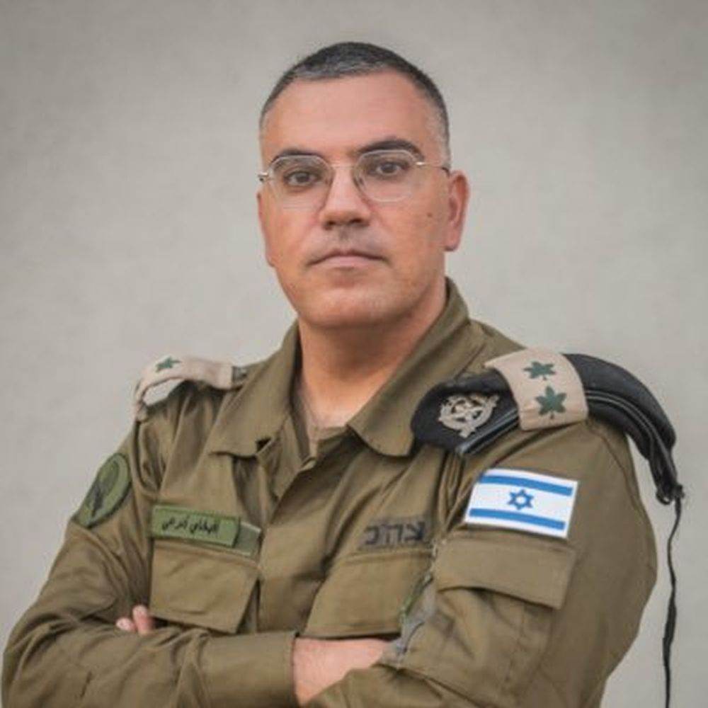 Avichay Adraee lansează avertisment pentru navele din zona Libanului Avichay Adraee, purtătorul de cuvânt în limba arabă al armatei israeliene, a transmis un avertisment clar și urgent tuturor navelor aflate în zona maritimă dintre Tyr și Ras al-Naqoura, în sudul Libanului