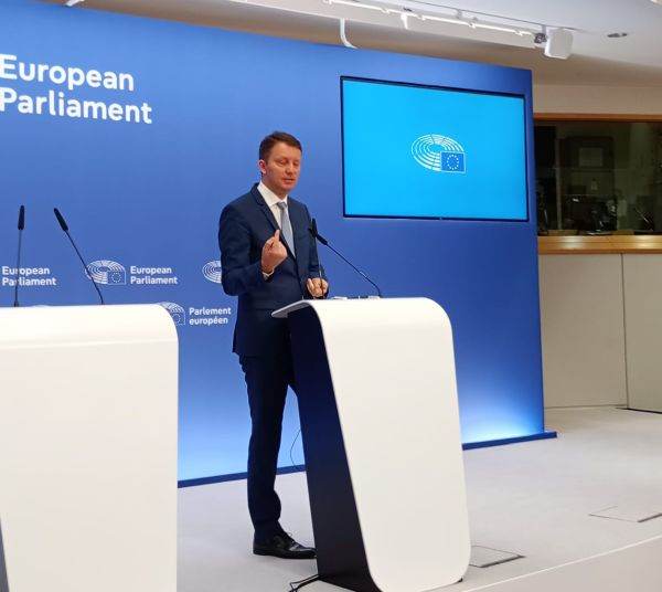 Taxa pe tranzacții digitale: fonduri pentru redresare, decizie la Bruxelles