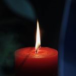 Sfânta Lumină vine azi de la Ierusalim, adusă pentru credincioși