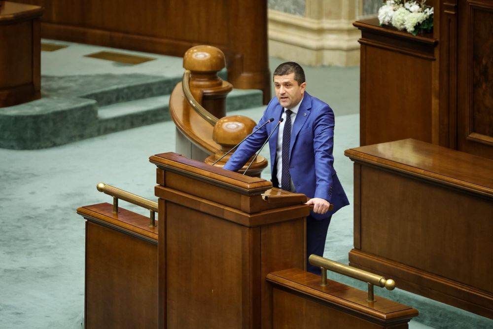 Miruță: USR ia în calcul anticipate, pe fondul tensiunilor din coaliție