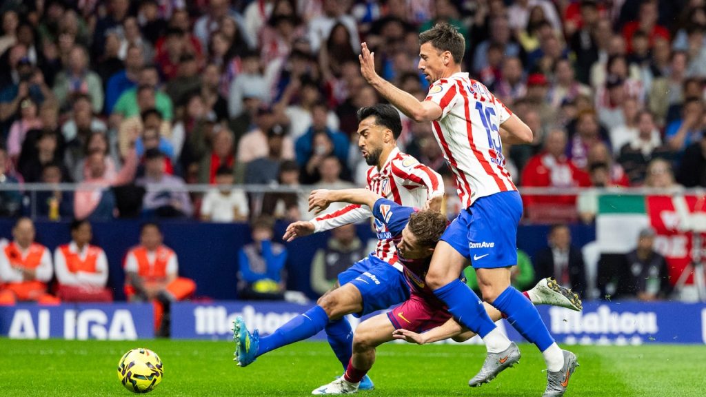 Atletico versus Barcelona, duel live în La Liga EA Sports
