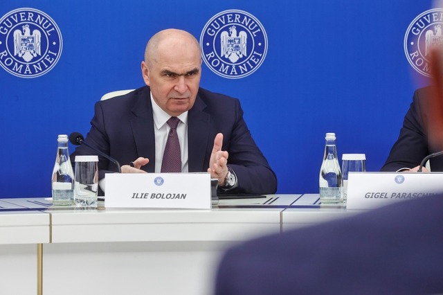 Bolojan, despre criticii Guvernului: Demisia sau… eliberare din funcție