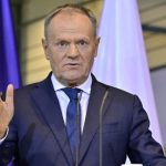 Premierul Poloniei, felicitări istorice pentru Peter Magyar: „Bine ai revenit în Europa”