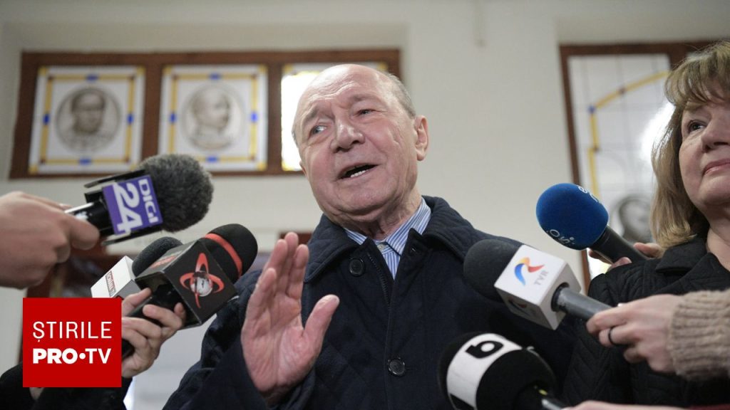 Băsescu, atac dur: Trump și Putin, „bătuți măr” de Ungaria