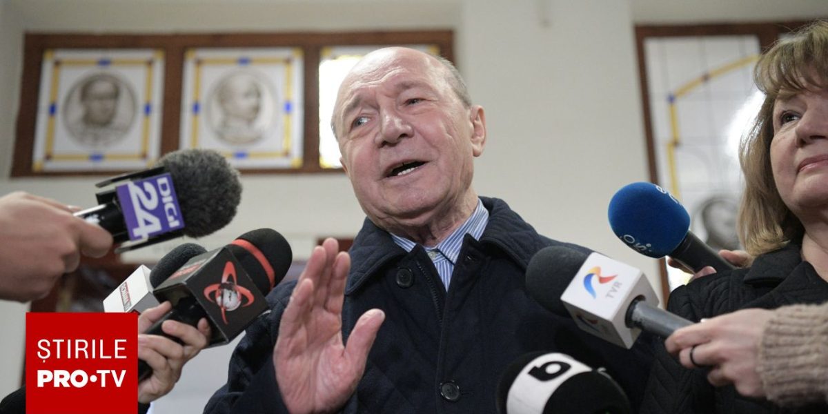 Băsescu, atac dur: Trump și Putin, „bătuți măr” de Ungaria