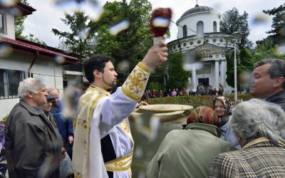 Importanța sărbătorii Izvorul Tămăduirii pentru creștini: Tradiții și semnificații