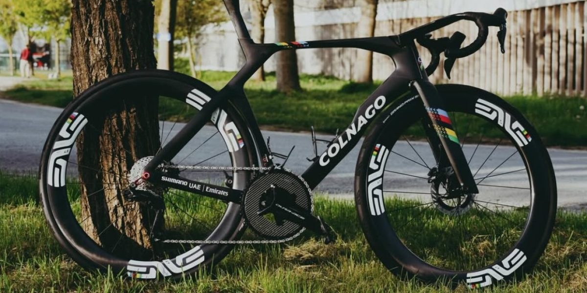 Pogacar, pregătit de Paris-Roubaix 2026: Vezi bicicleta campionului