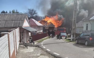 Bolojan, după incendiul din Soveja: Guvernul promite ajutoare familiilor afectate