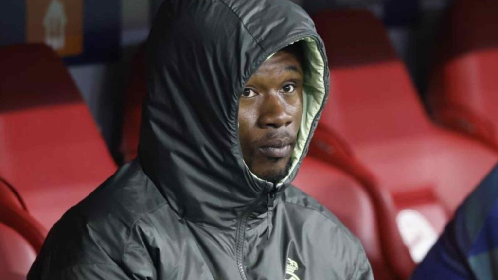 Lacrimi, vinovăție și o situație limită: Drama în… (completează tu)