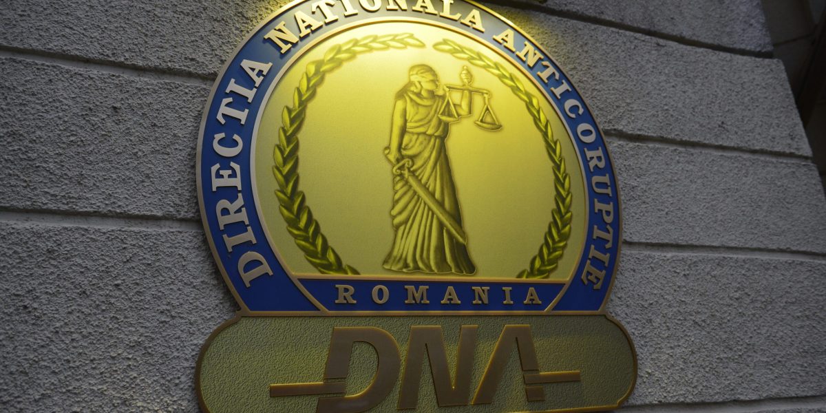 ȘEFI grei din DGASPC Argeș și CJ, trimiși în judecată de DNA Pitești