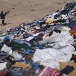 Ministrul Mediului vrea să pună lacăt pe hainele second-hand și riscă să blocheze întreaga industrie