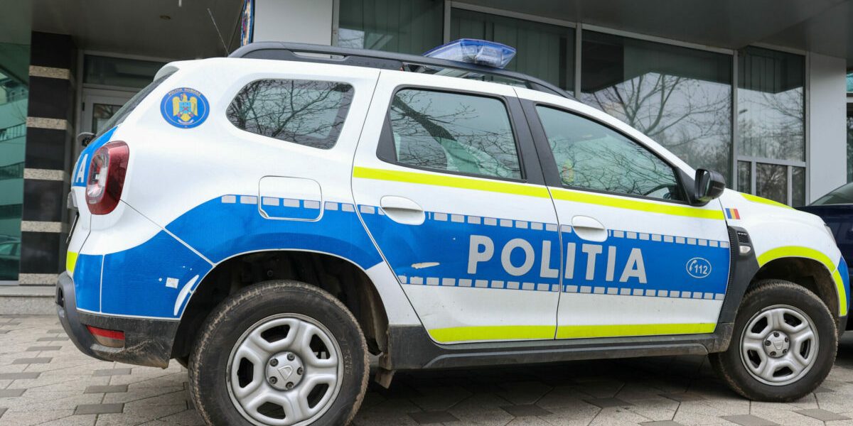 Monumente funerare din Cimitirul Evreiesc Reghin, vandalizate. Poliția investighează