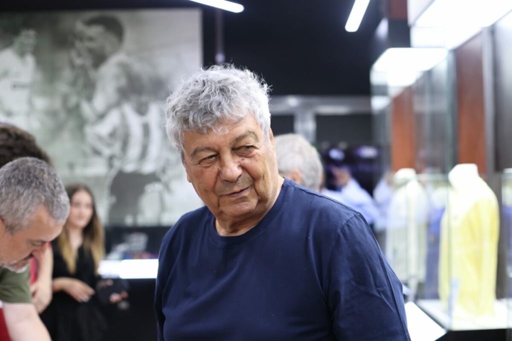 Reprezentanții Spitalului Universitar de Urgență București au transmis luni un comunicat oficial privind starea de sănătate a lui MIRCEA Lucescu, precizând că nu există elemente noi în evoluția sa și că nu se impune în acest moment publicarea unor informații suplimentare