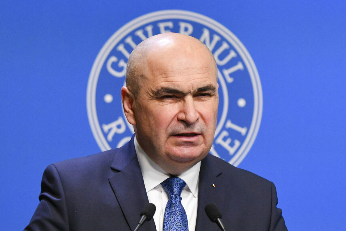 Bolojan, discuții telefonice cu Peter Magyar: Ce au discutat politicienii