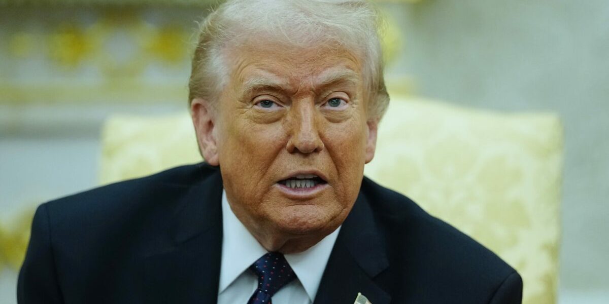 Trump, vindecător IA ca Isus: Imaginea care face furori pe internet