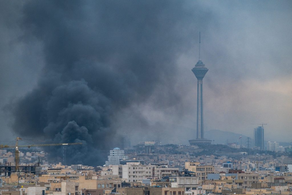 Războiul din Orient: Ziua 51. Pakistanul, măsuri de securitate. AIE propune oleoduct Irak-Turcia