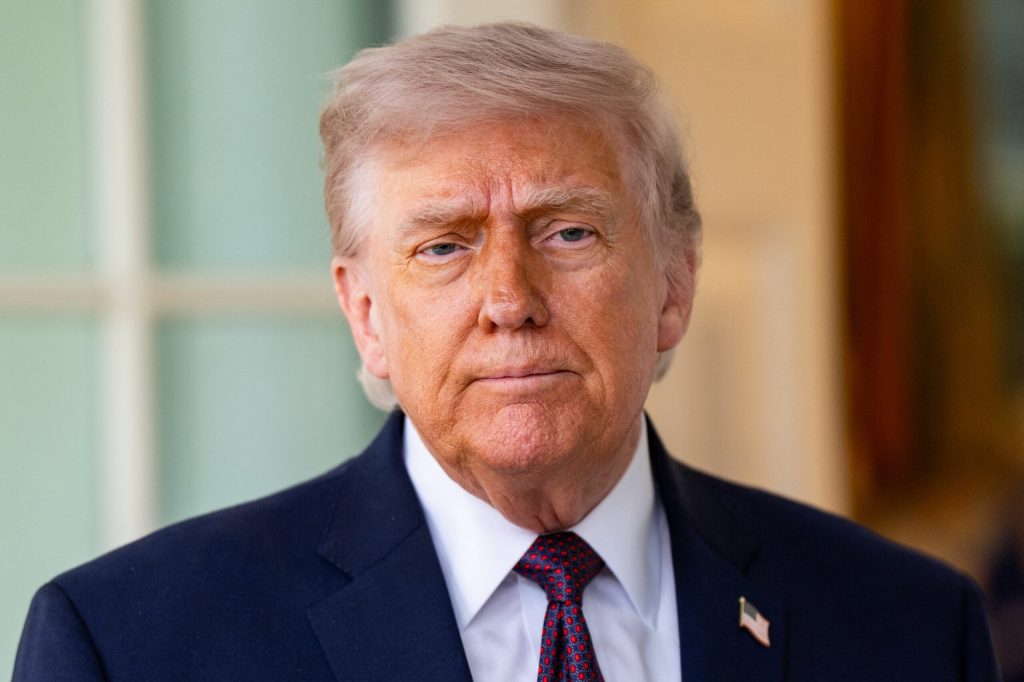 Trump, din nou sub tirul Senatului: Puterile de război, contestate dur