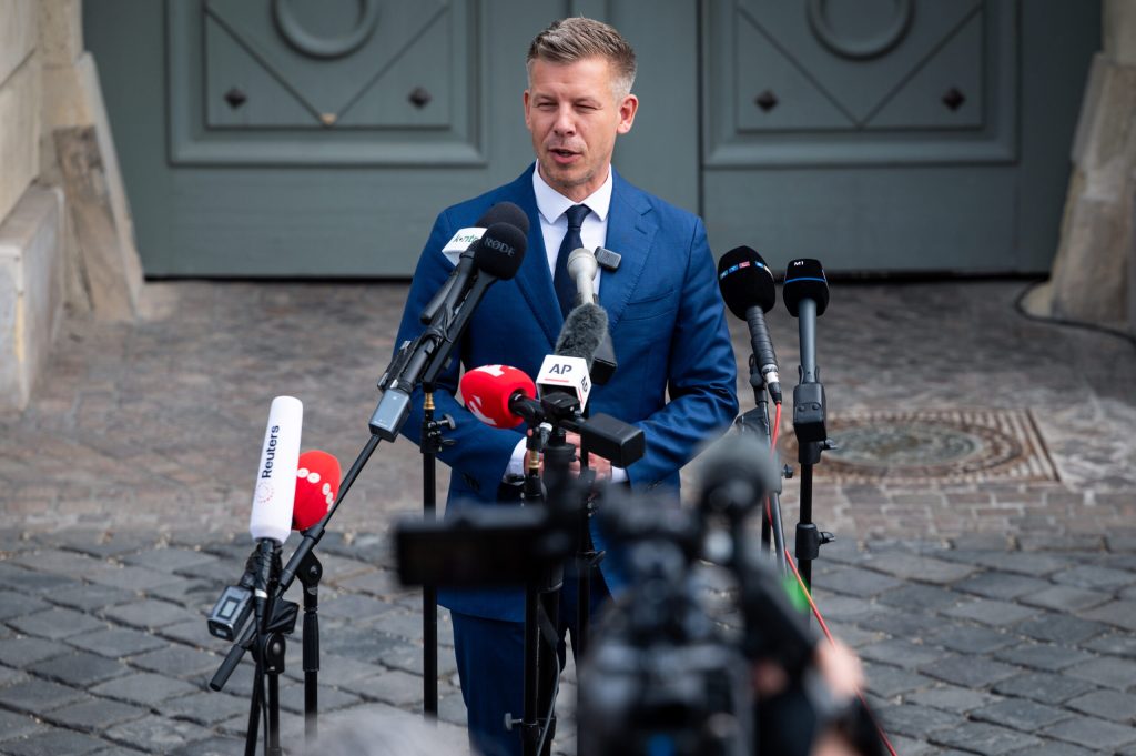 Peter Magyar, mutare SURPRIZĂ: vrea să mute Guvernul din Budapesta