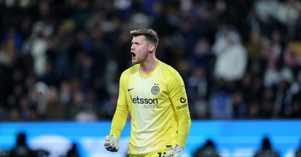 Sky: Motivul ȘOCANT pentru care MARTINEZ joacă în poartă!