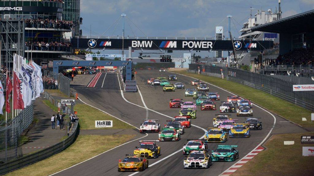 Driver dies in Nürburgring race featuring Max Verstappen