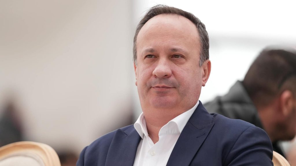 PSD amenință ieșirea de la guvernare: Câciu îl atacă dur pe un „individ”