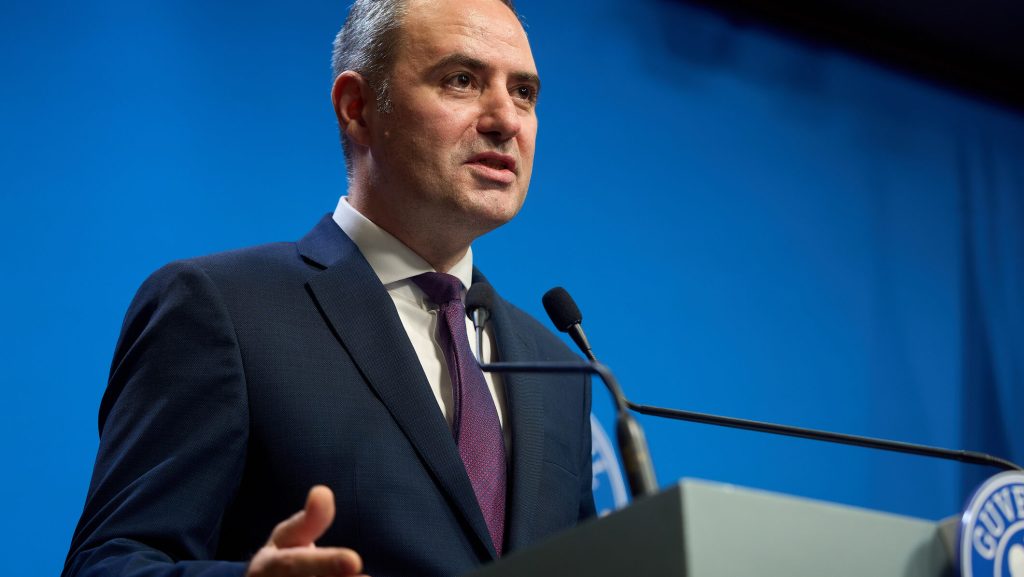 Nazare, avertisment crucial din SUA: Agențiile de rating, îngrijorate de România