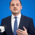 Bani pentru rezidenți: Gărzile devin remunerate. Rogobete: Ei sunt viitorul, punct