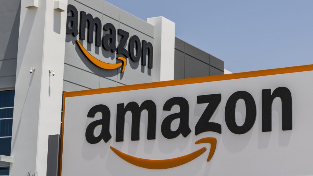 Amazon intră în luptă cu Starlink: Internet din spațiu, operațional curând!