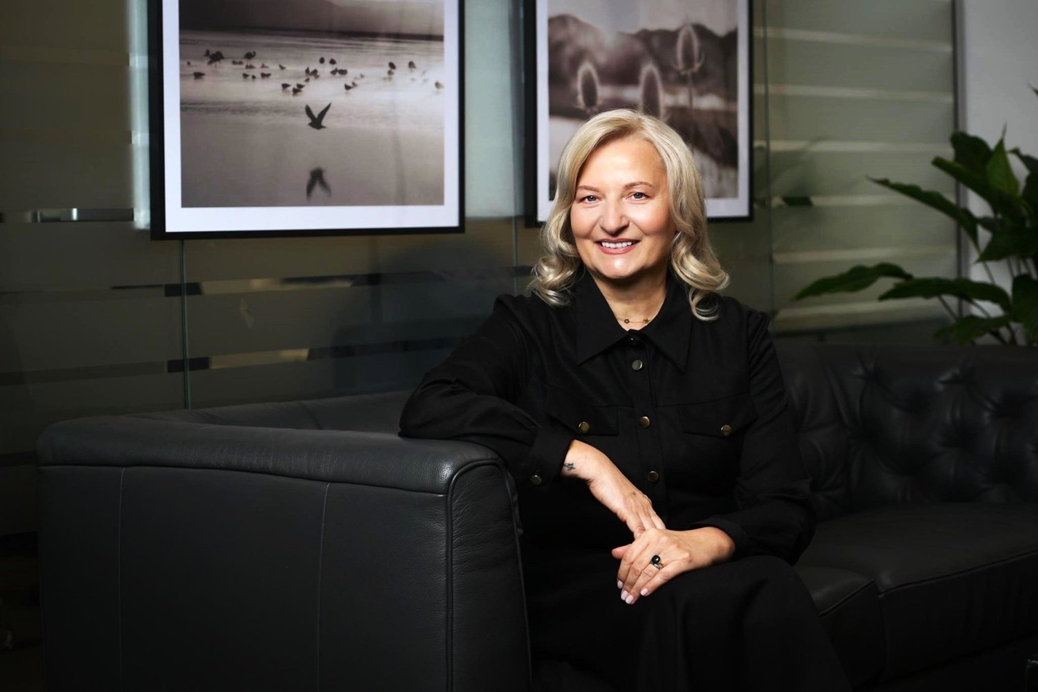 Cargus își extinde rețeaua SHIP & GO prin parteneriat strategic cu FROO România Cargus, lider pe piața serviciilor de curierat din România, anunță o nouă etapă în dezvoltarea rețelei sale out-of-home printr-un parteneriat cu lanțul modern de magazine de proximitate FROO