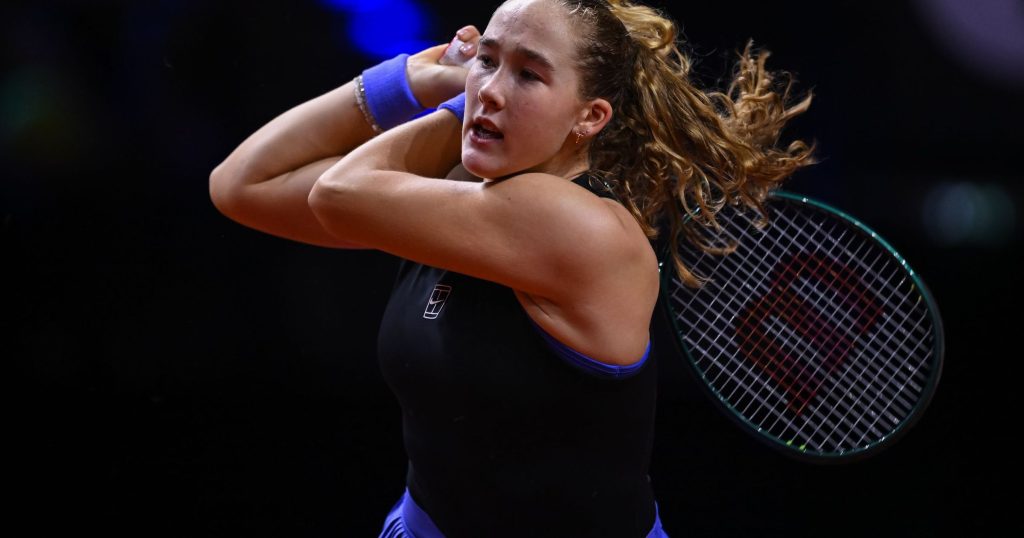 Mirra Andreeva, în optimi la Stuttgart, după un thriller cu Ostapenko! Rusoaica, revenire fantastică