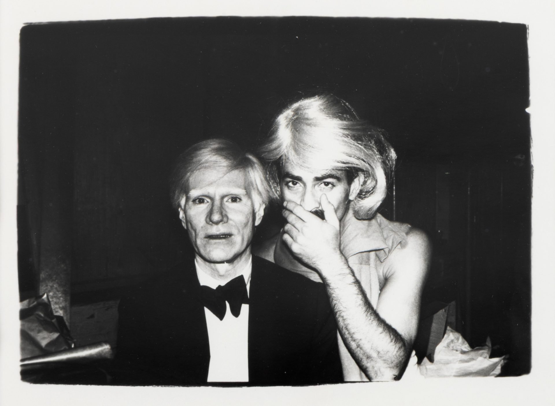 Casa de Licitații A10 by Artmark anunță un nou moment important pentru piața de artă din România, odată cu organizarea unei licitații speciale care include două piese de colecție extrem de valoroase: o pictură de Renoir, o serie celebră de Andy Warhol și o ceramică pictată de Pablo Picasso