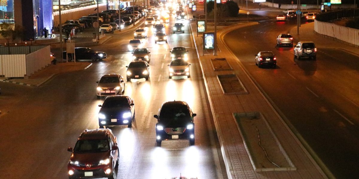 Atacurile șochează Arabia Saudită: instalații energetice, scoase din funcțiune