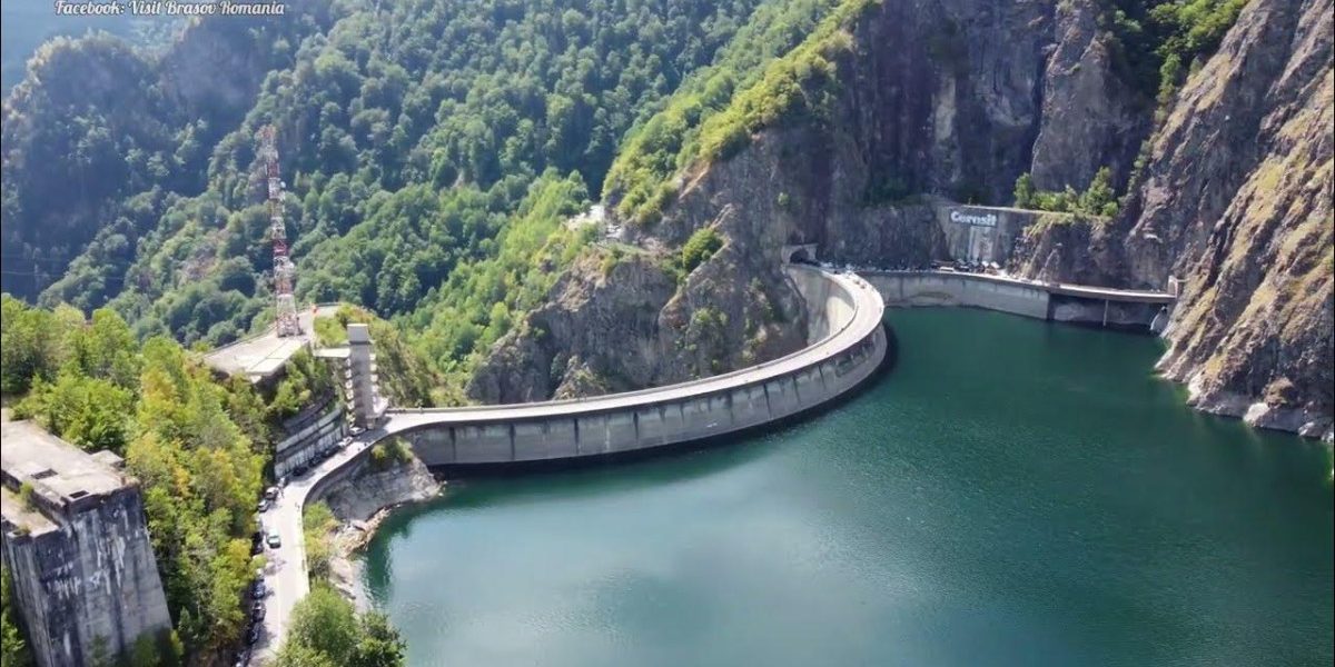 A început reumplerea lacului de acumulare Vidraru. Ministru: „Retehnologizarea nu putea fi amânată”