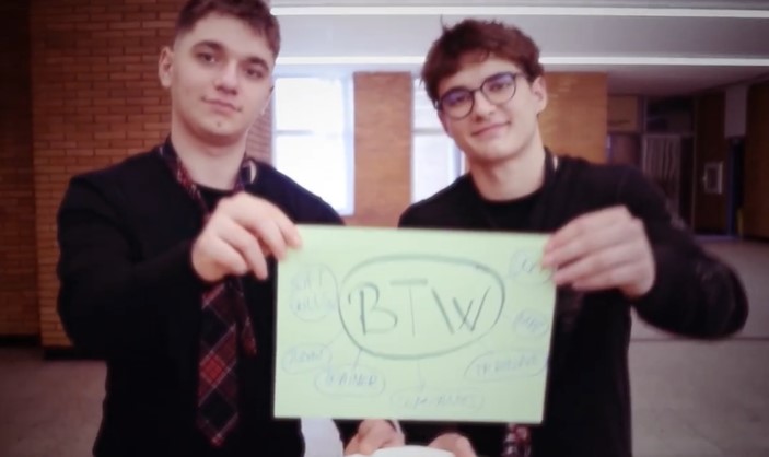 București: Studenții învață de la experți, workshopuri cu firme, CV-uri certificate