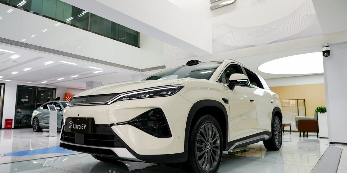 Mașină electrică sub 19.000 de euro: Se încarcă în CINCI minute!