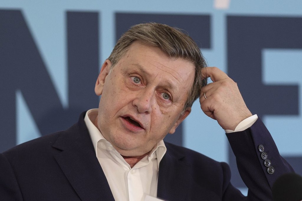 Antonescu: Guvern PNL-USR-UDMR cu susținere. USR, la guvernare