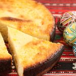 Cât rezistă Pasca de Paște? Data după care nu mai trebuie mâncată