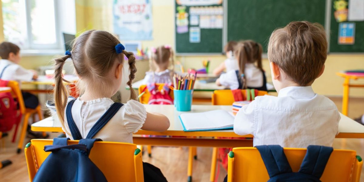 Cum-incearca-parintii-sa-obtina-locuri-la-scoli-de-top.-Practici-care-dau-peste-cap-inscrierile-si-a.jpeg - StiriAlese