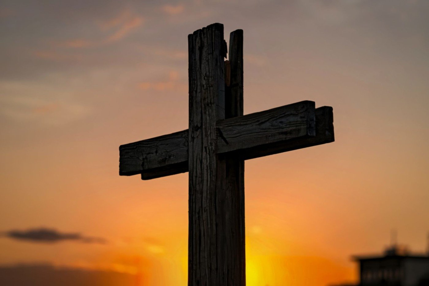 Săptămâna Patimilor, perioadă de profundă semnificație pentru creștini, marchează ultimele zile ale lui Iisus Hristos înainte de Înviere, dedicată recapitulării suferinței și triumfului vieții