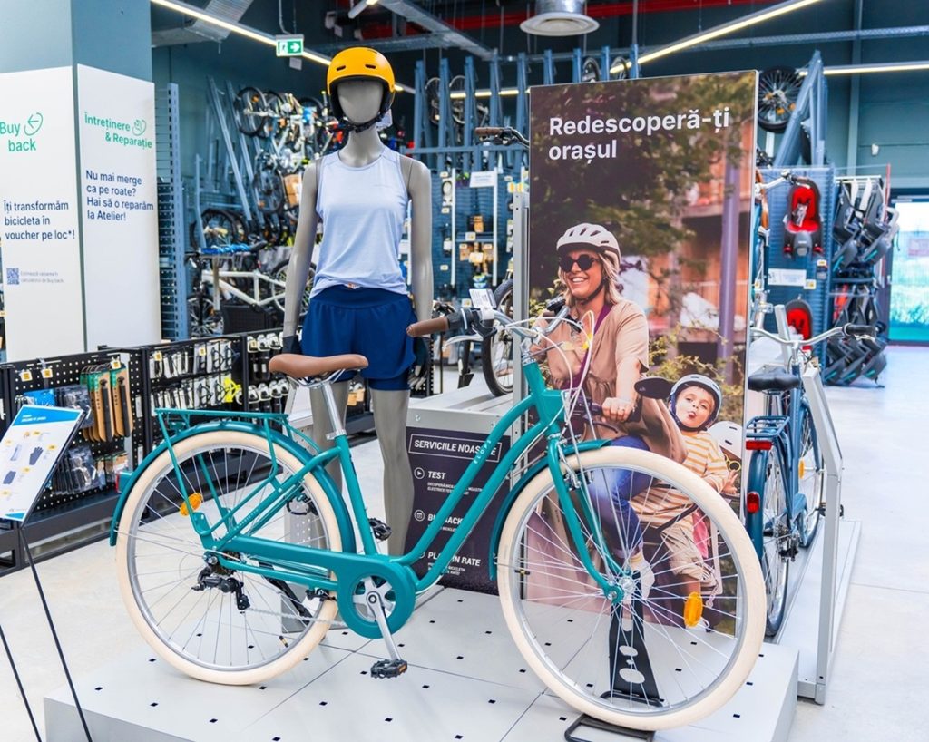 Bicicletele, vedete pe piață: Fabrica Decathlon din Timișoara, record de vânzări