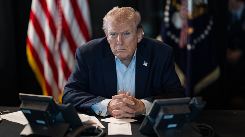 Trump amenință Iranul: „Îi distrug într-o zi”. Ce cere SUA