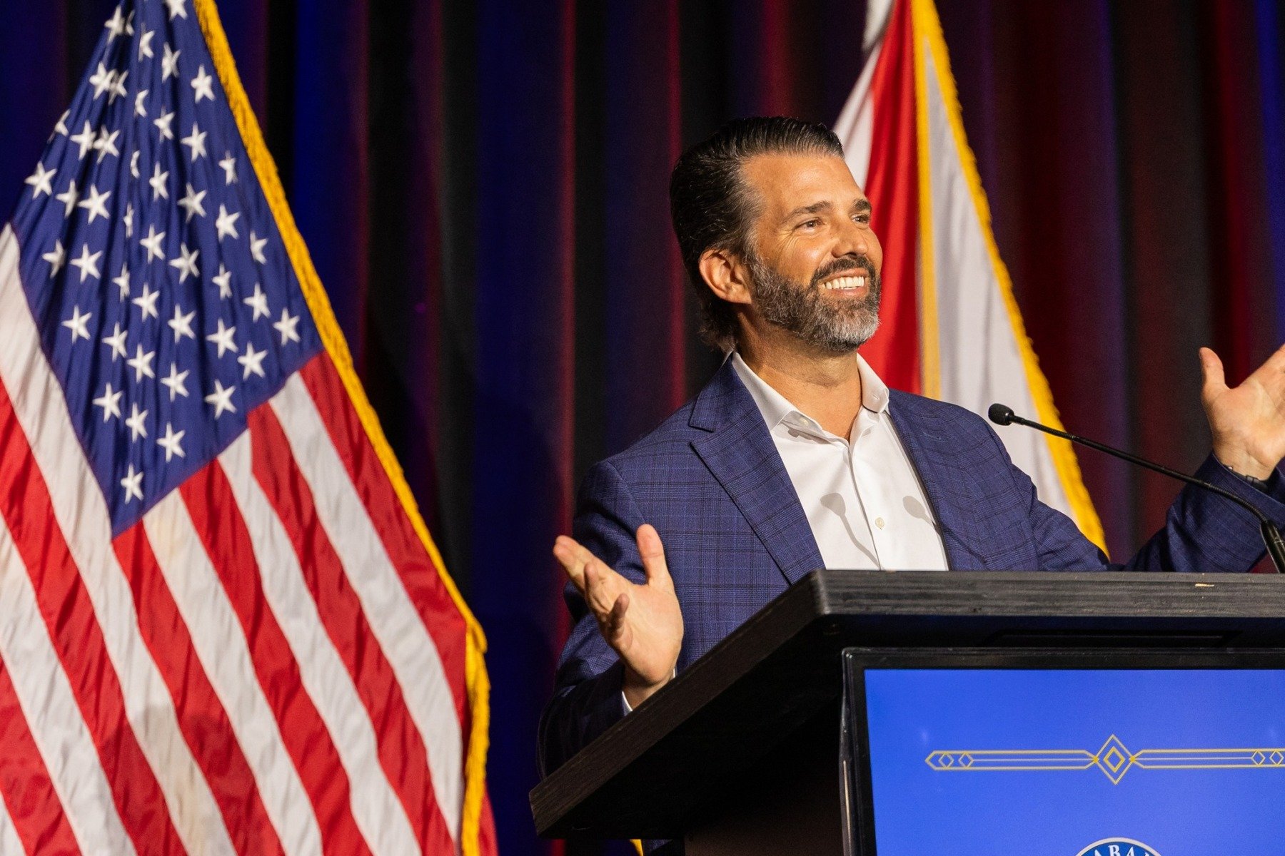 Fiul fostului președinte american Donald Trump a vizitat Republica Sârbă din Bosnia, în contextul tensionat de la nivelul regiunii Donald Trump Jr., fiul cel mare al fostului președinte al Statelor Unite, a efectuat marți o vizită în Republica Srpska, una dintre cele două entități ale Bosnei și Herțegovinei